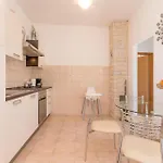 4 Bedroom Stunning In 度假居