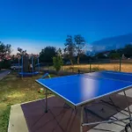 4 Bedroom Stunning In * Polaca