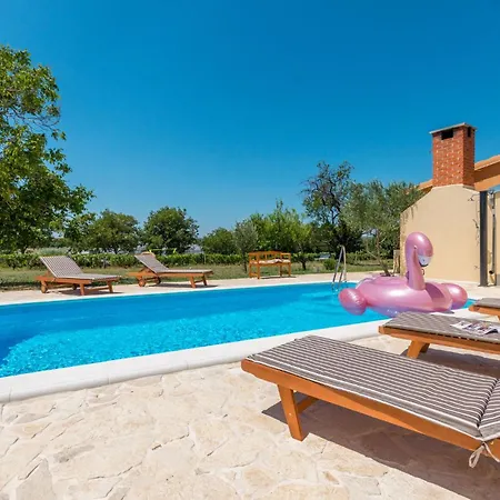 In With House A Panoramic View Holiday home *