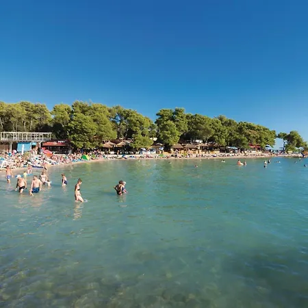 4 Bedroom Stunning In Σπίτι διακοπών *