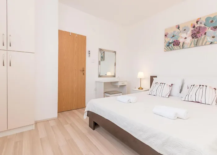 Σπίτι διακοπών 4 Bedroom Stunning In Polaca